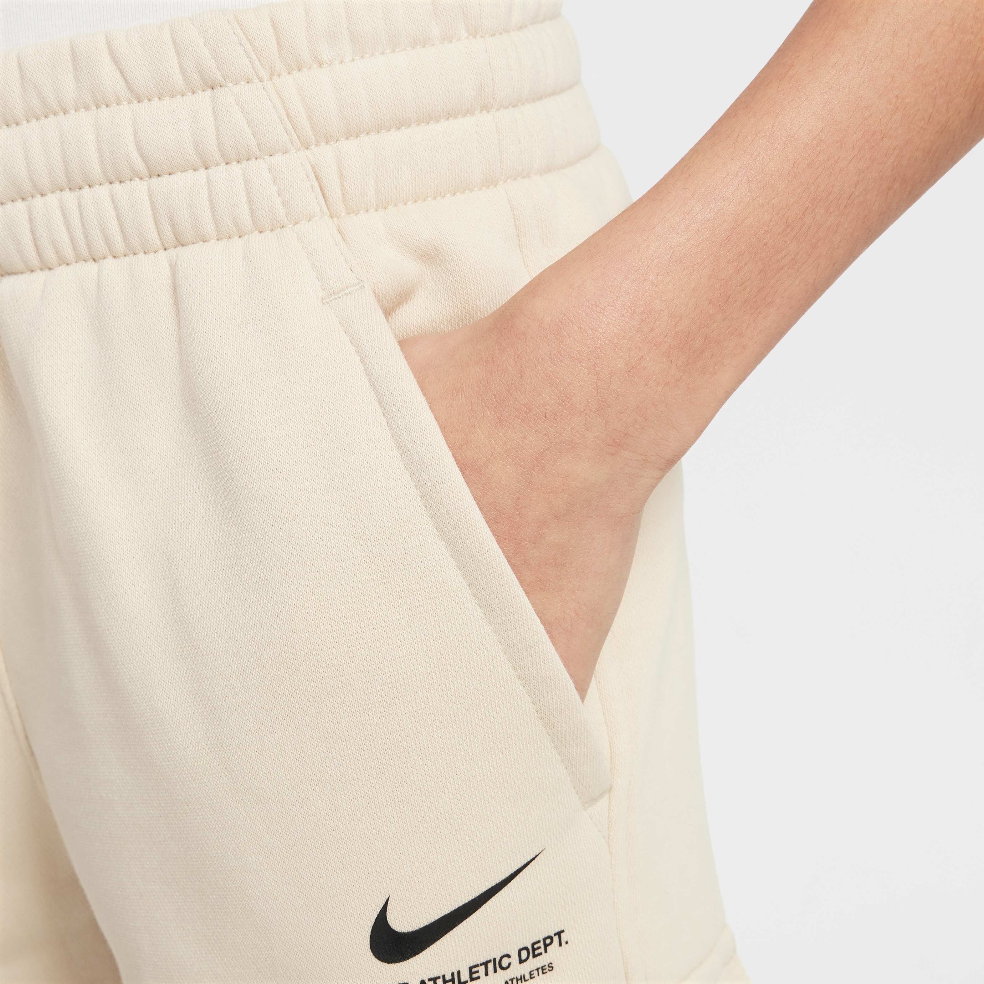 نايكي سبورتسوير image number 4