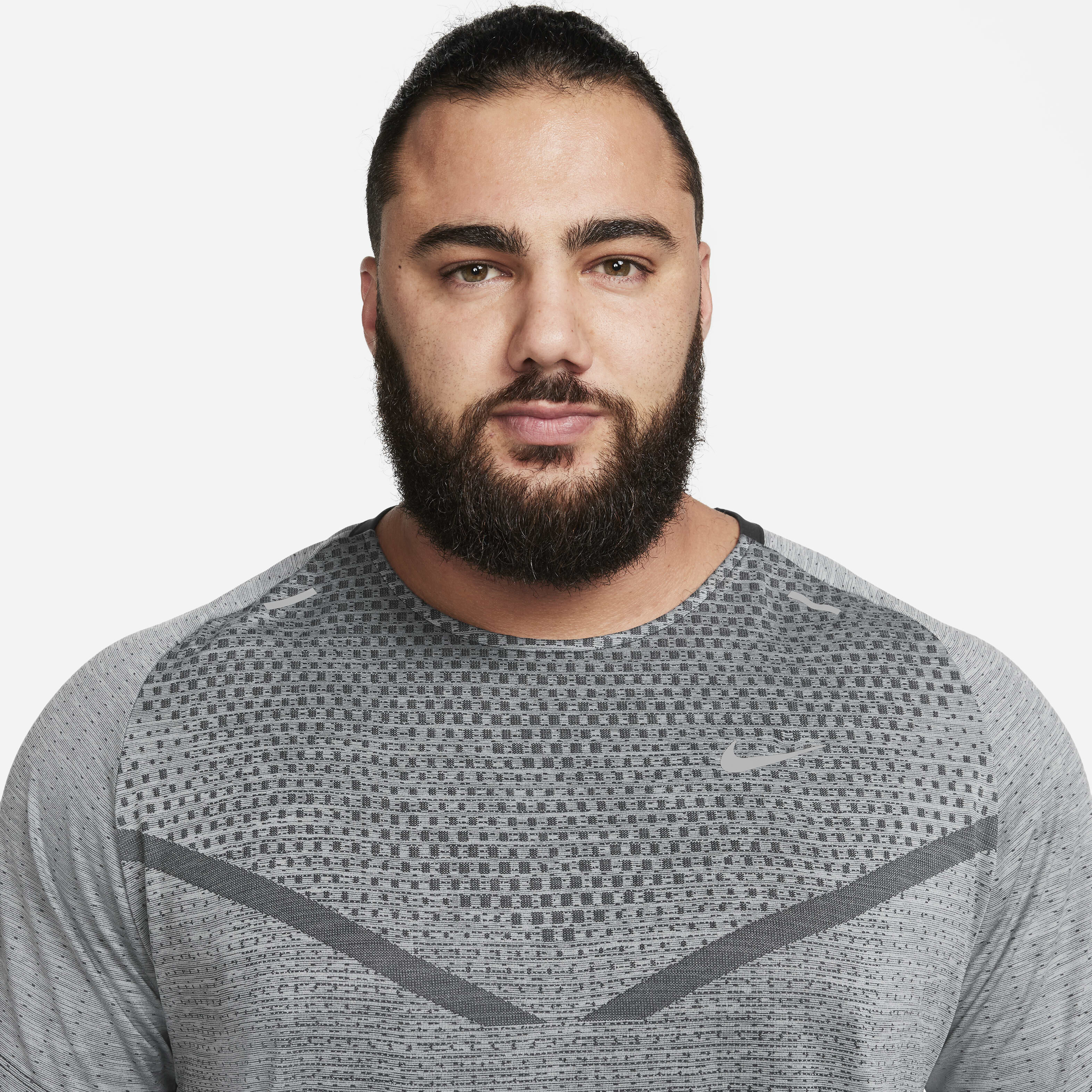 Nike tech knit crew online