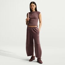 نايكي سبورتسوير تشيل نت