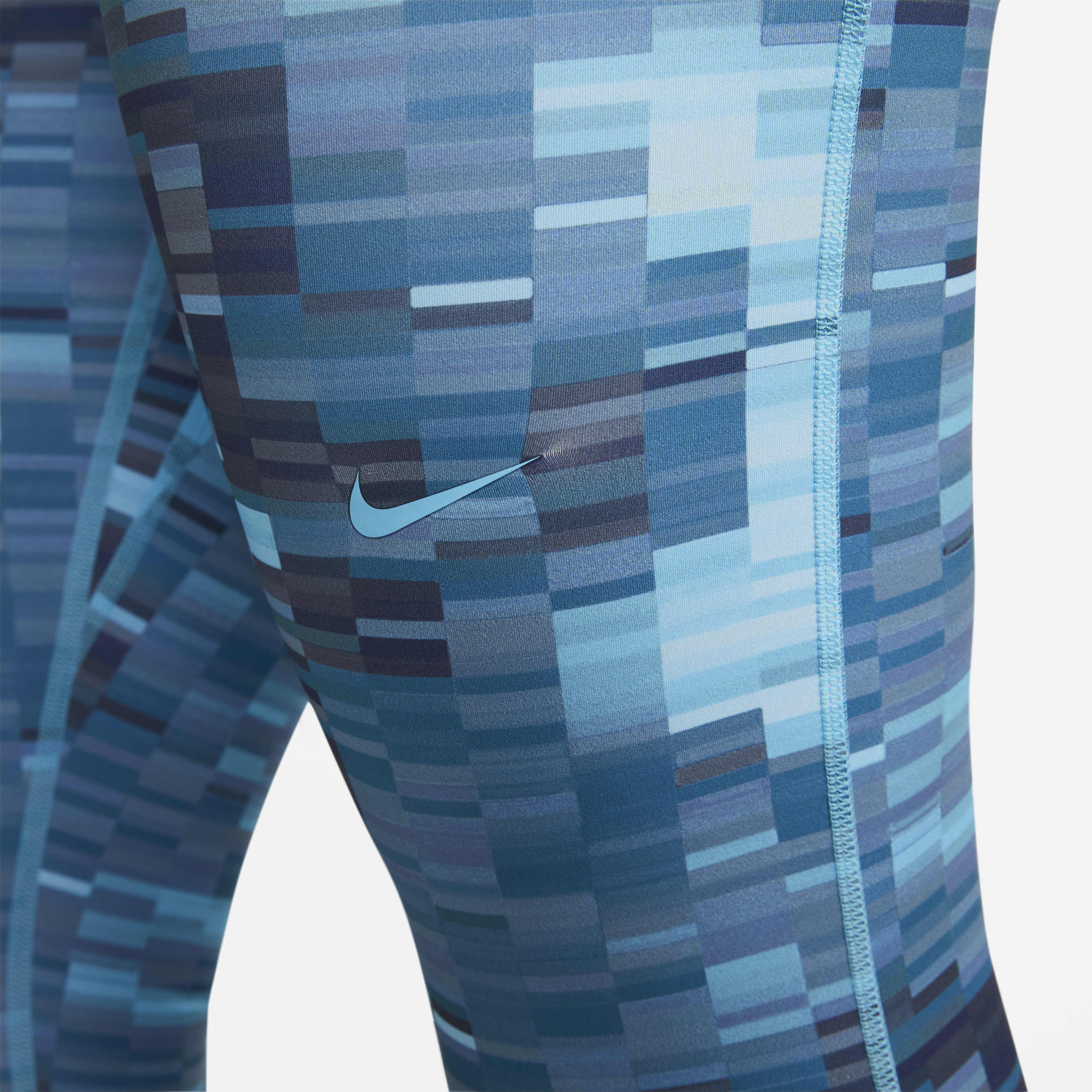 Nike Pro image number 3