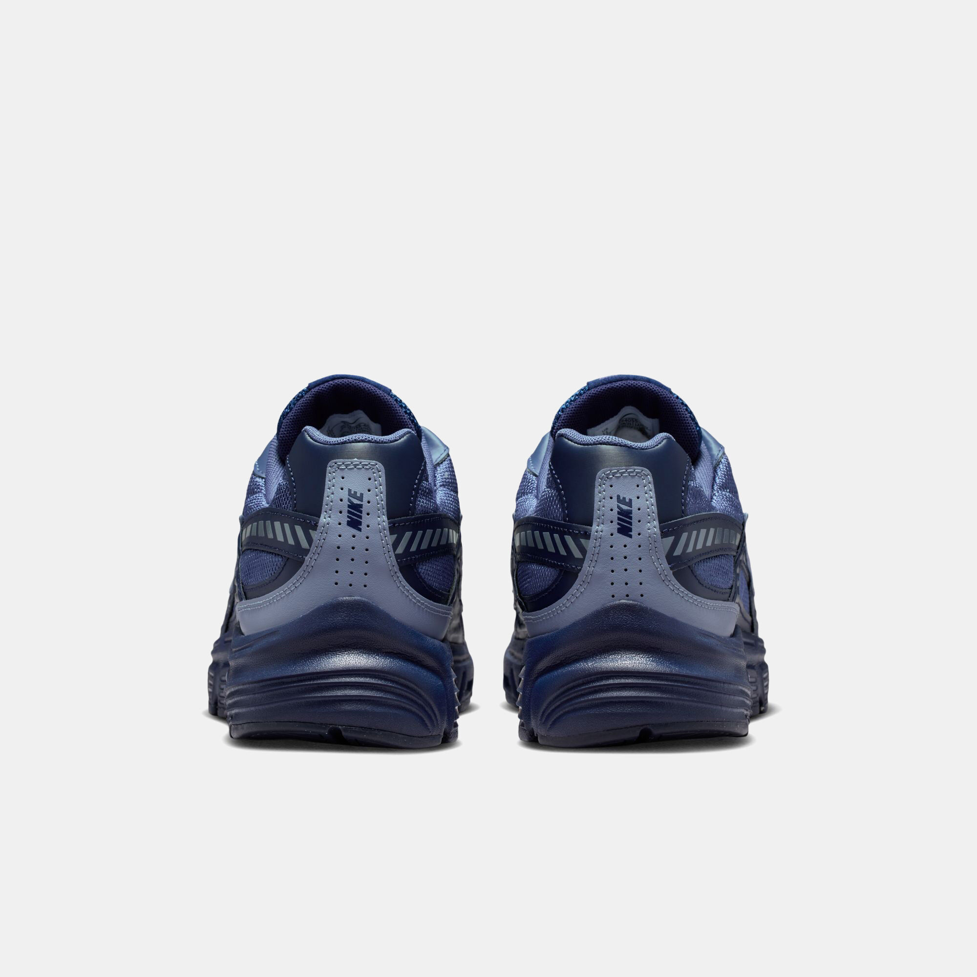 نايكي انيشيتر image number 1