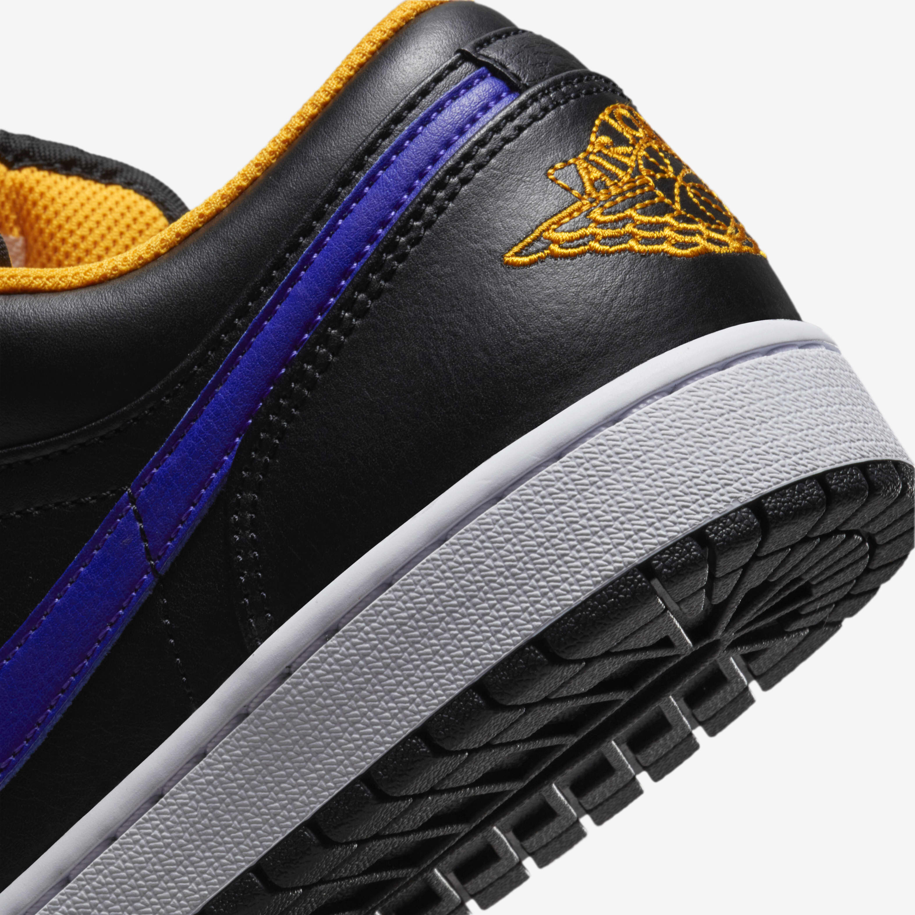 Air Jordan 1 Low Shoes image number 7