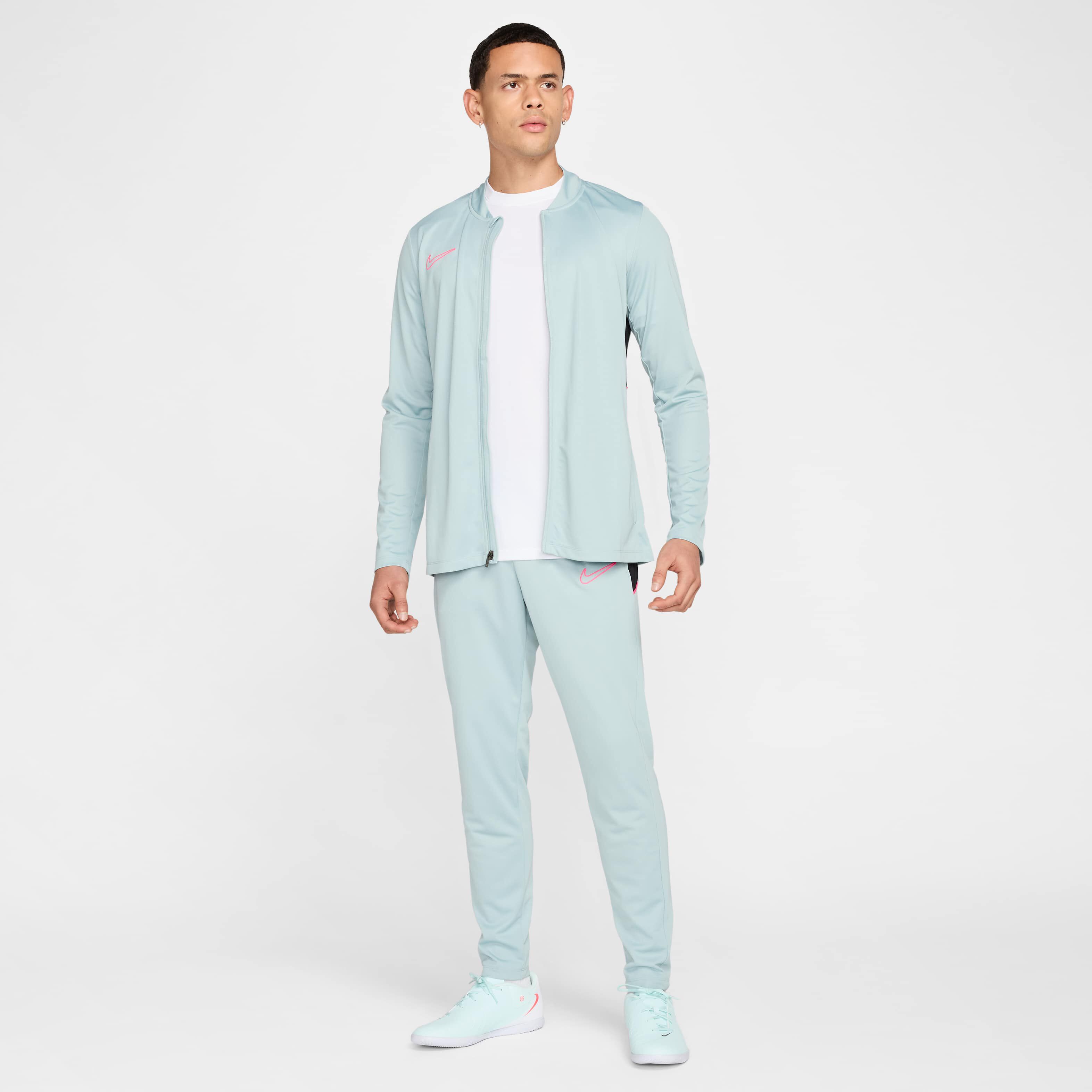 نايكي أكاديمي image number 9