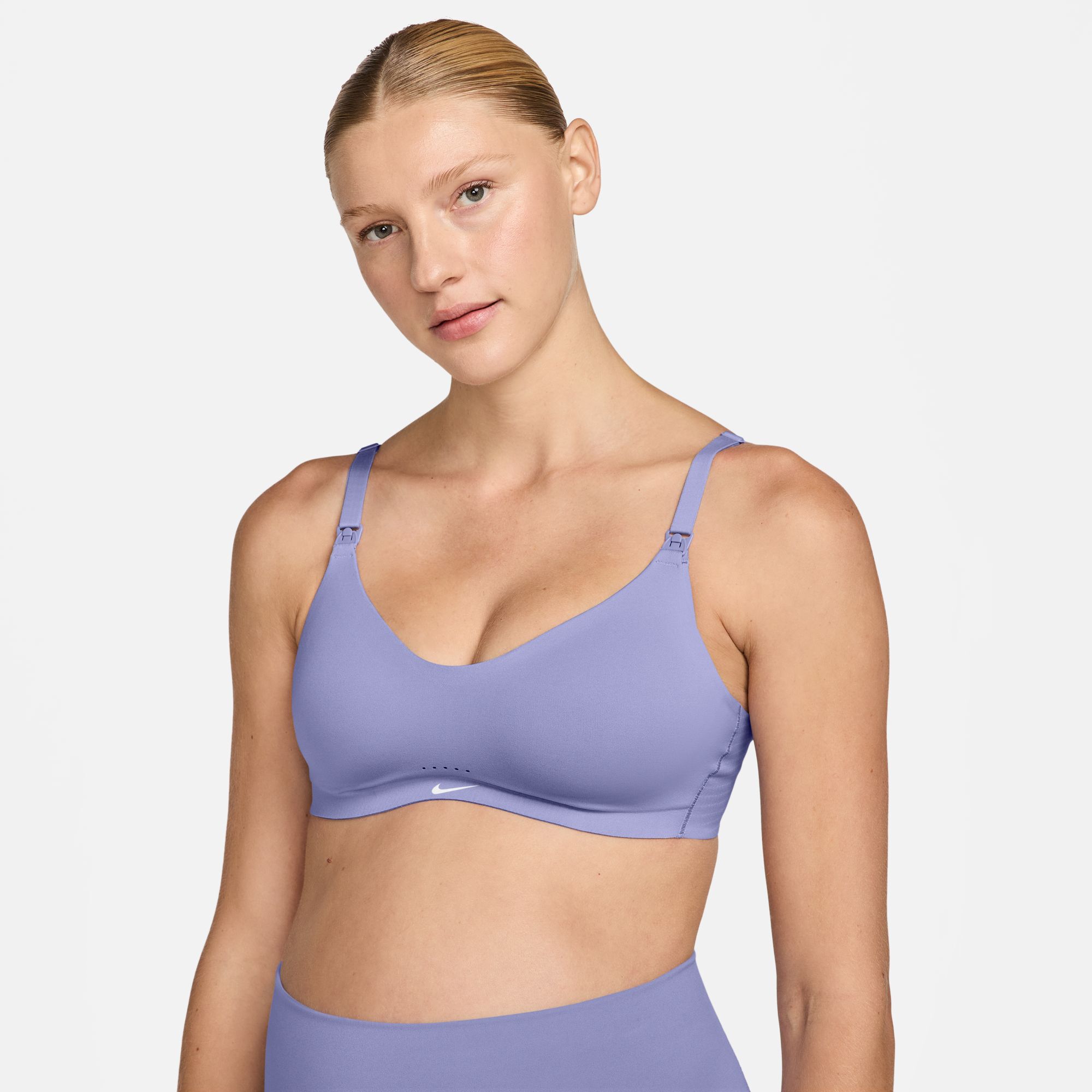 Nike (M) Alate Minimalist image number 0