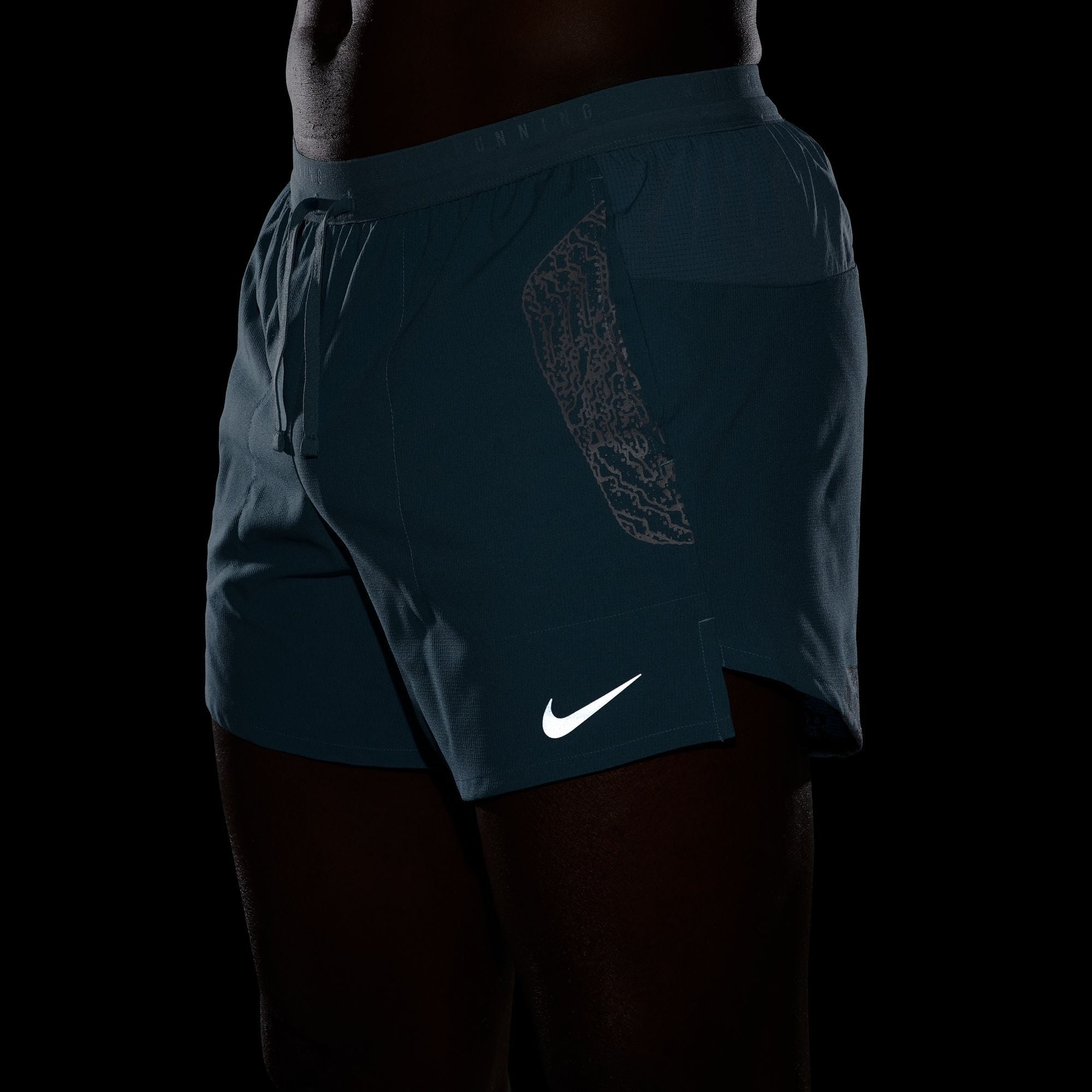 Nike Stride  image number 4