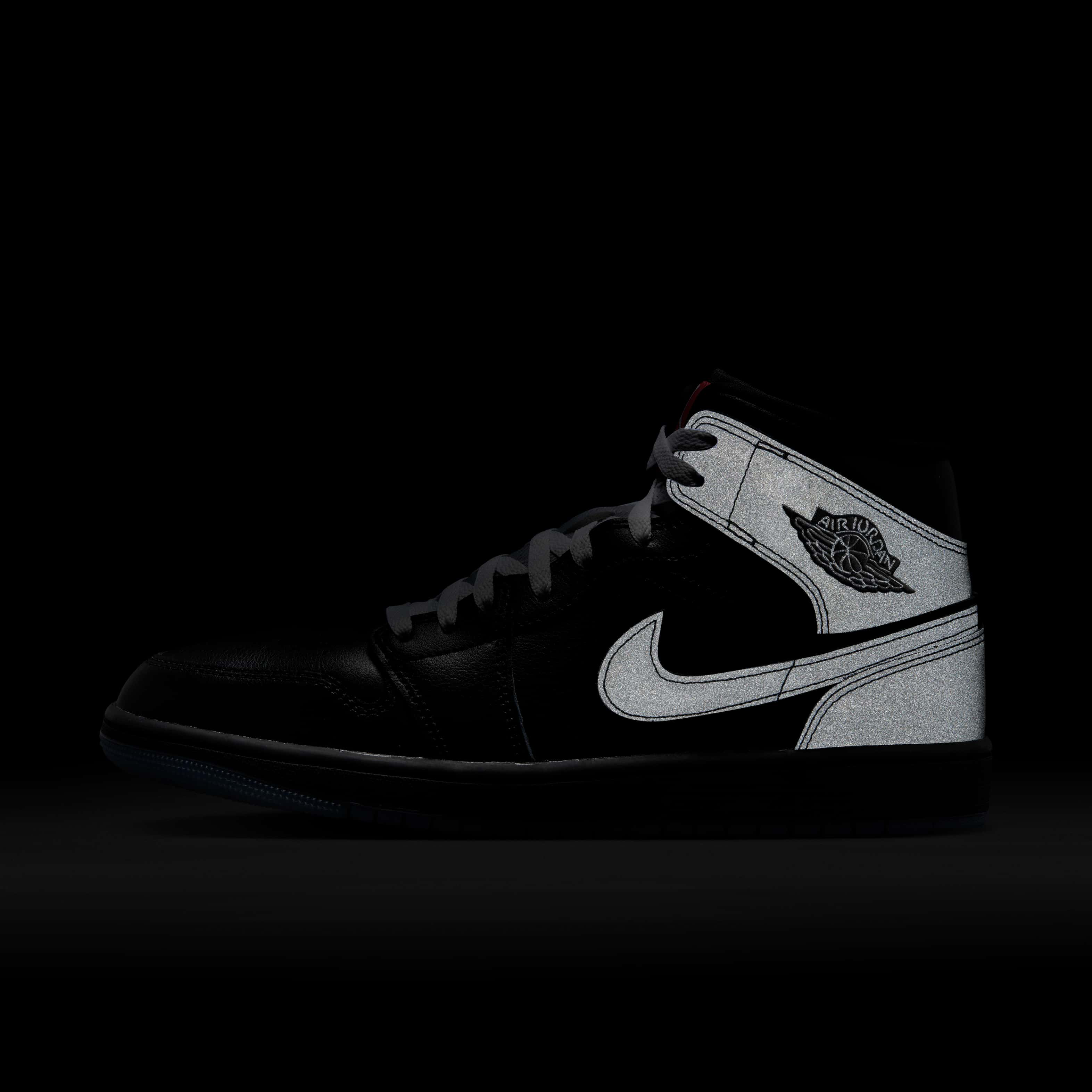 Air Jordan 1 Mid SE image number 9
