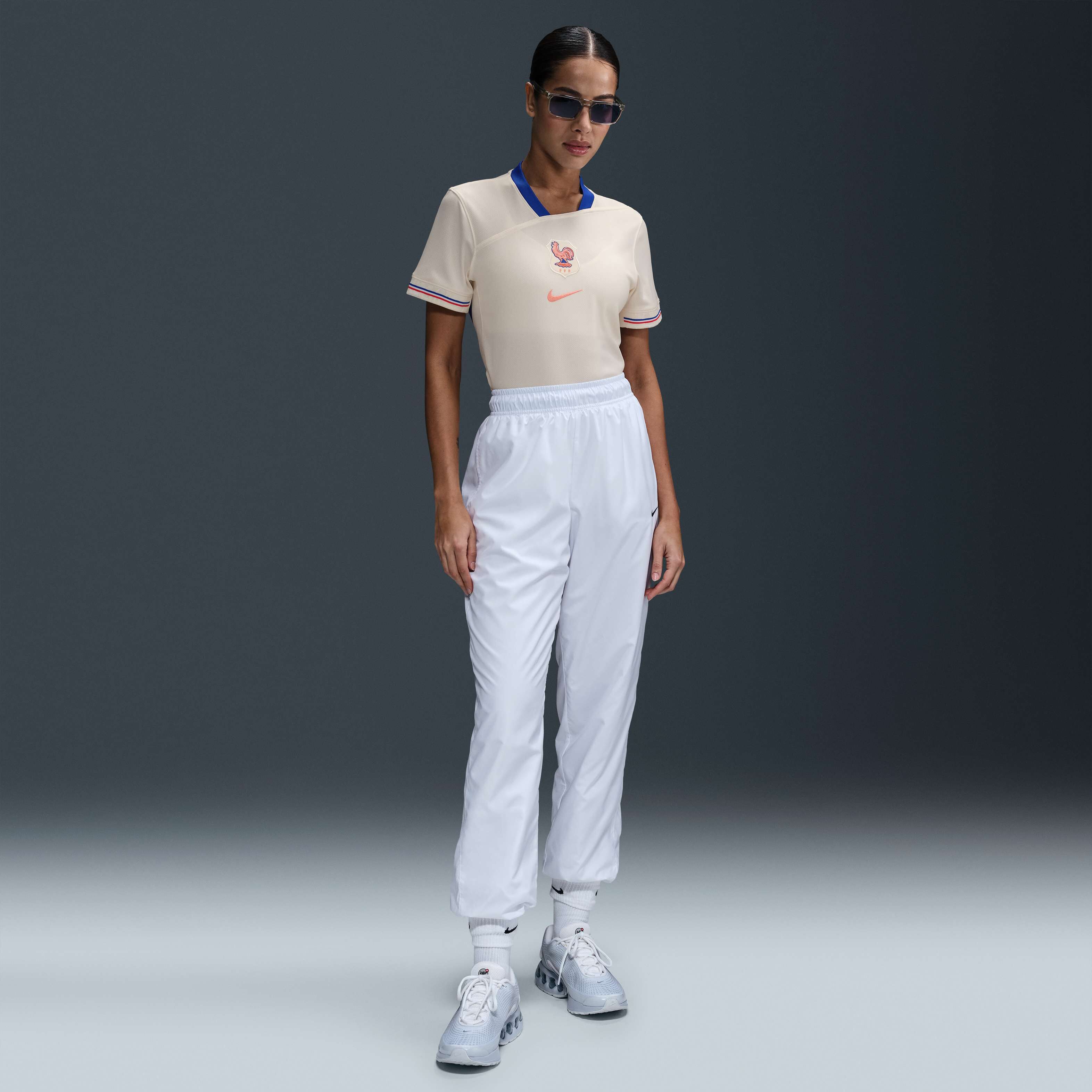 FFF 2025 Stadium Away (Women's Team) image number 3