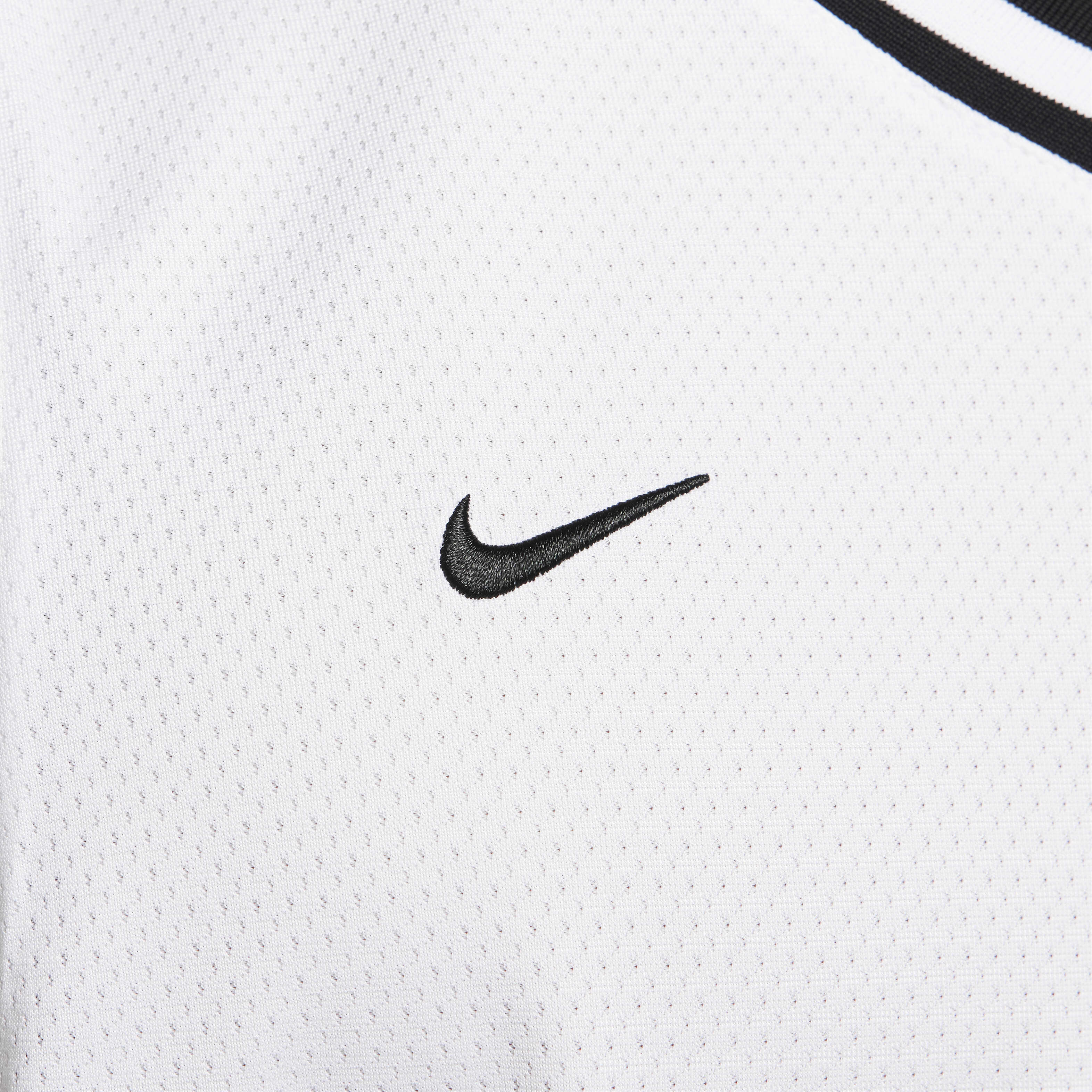 Nike DNA image number 3