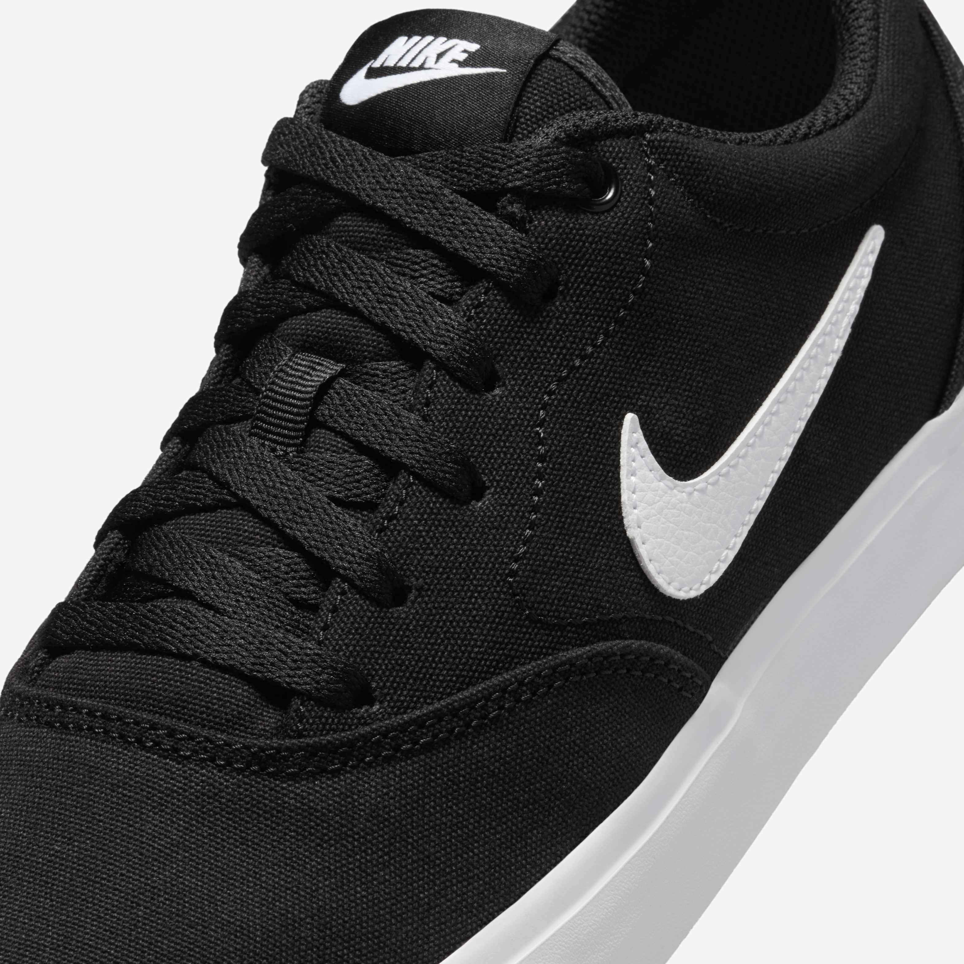 نايكي تشارج كانفاس image number 6