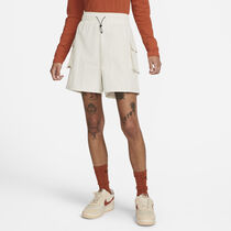 Nike Sportswear Essential