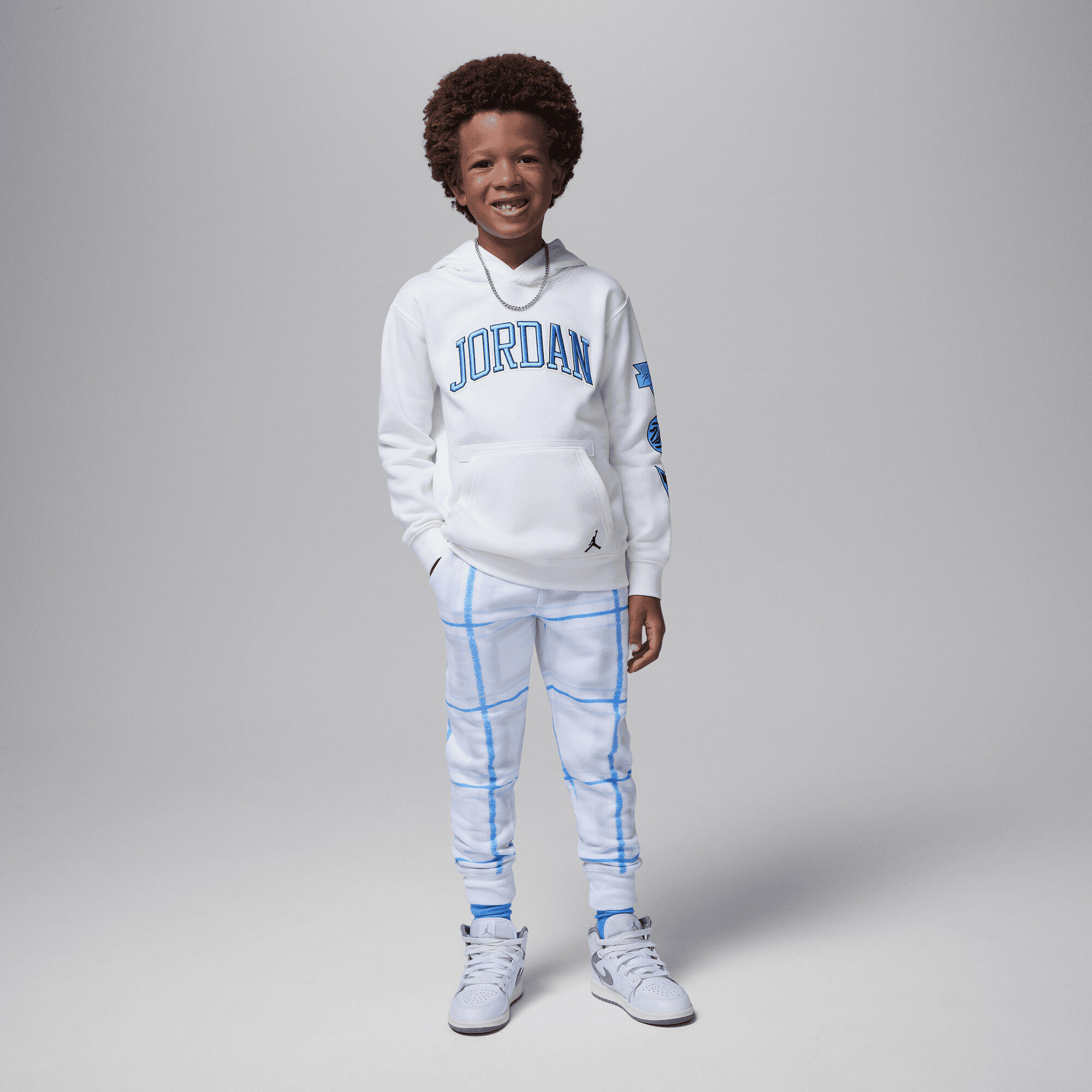 Jordan "See Me Shine" image number 6