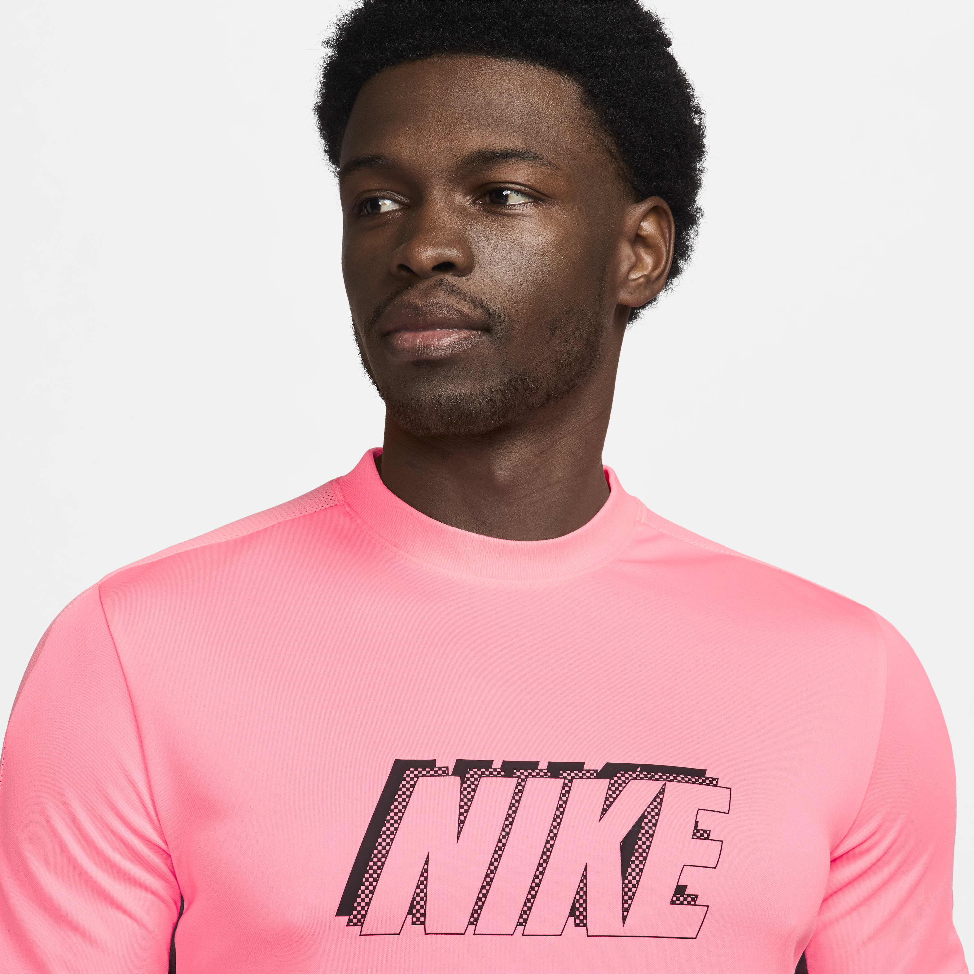 نايكي اكاديمي image number 2