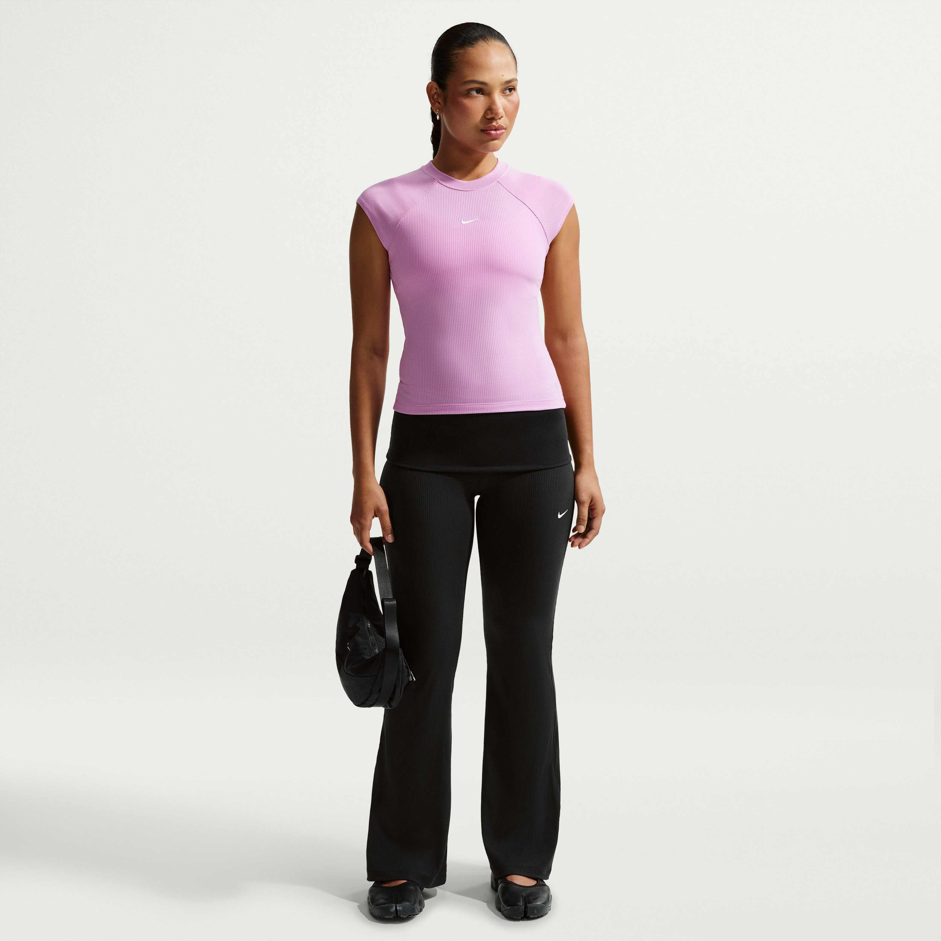 نايكي سبورتسوير تشيل نت image number 0