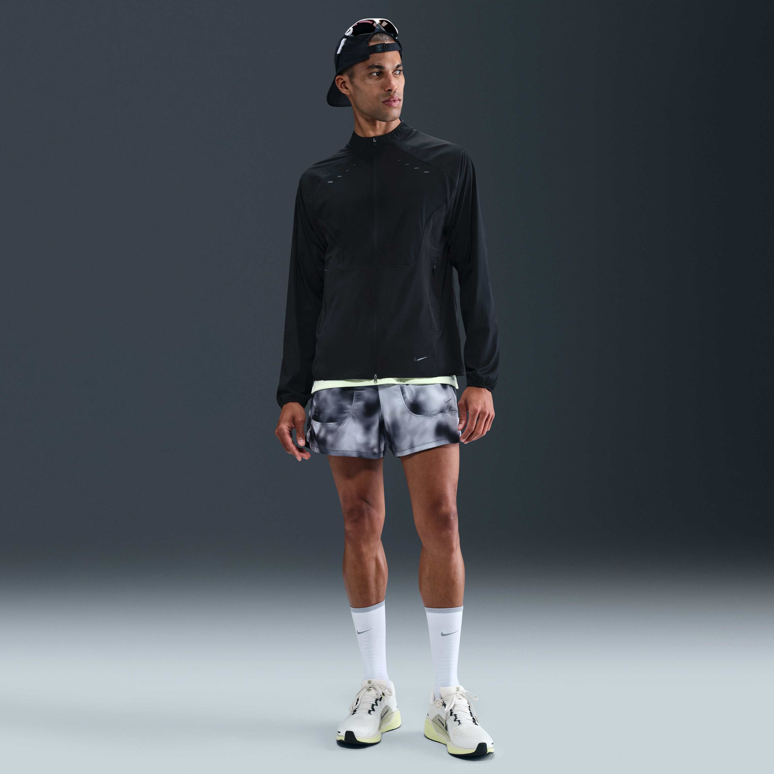 Nike Run image number 3