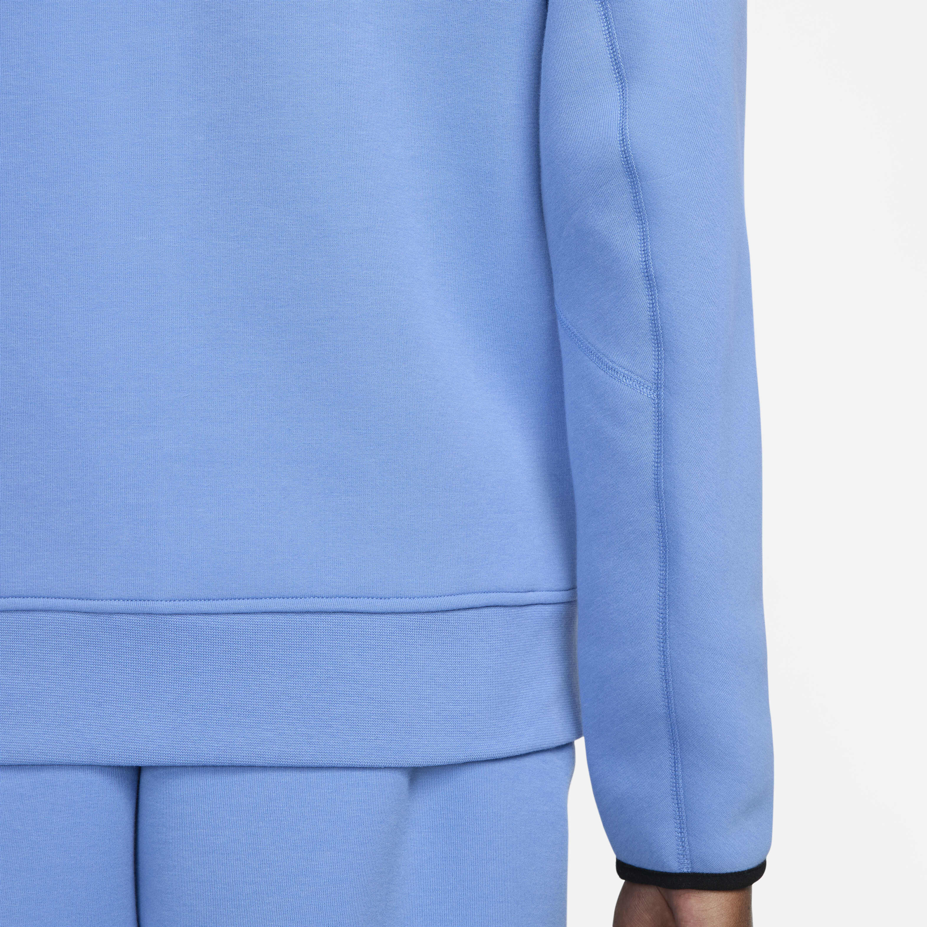 نايكي سبورتسوير تك فليس ويندرانر image number 6