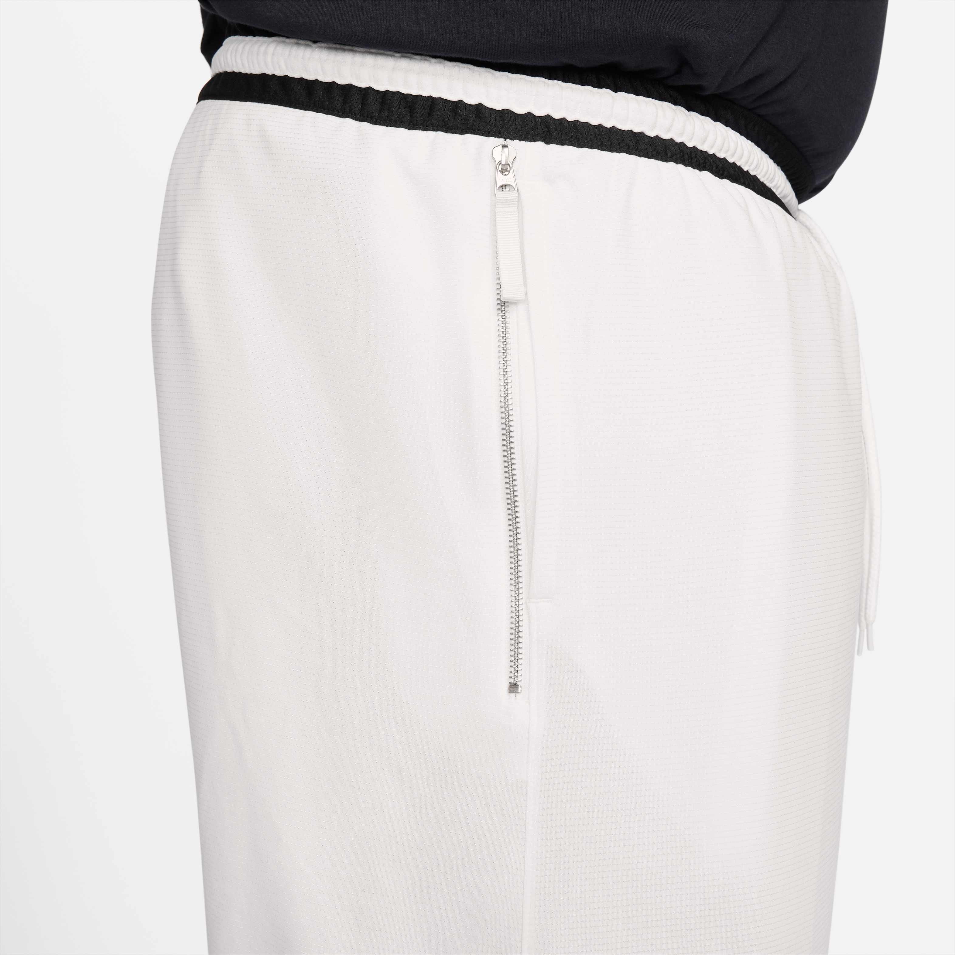 Nike Dri-FIT DNA image number 12