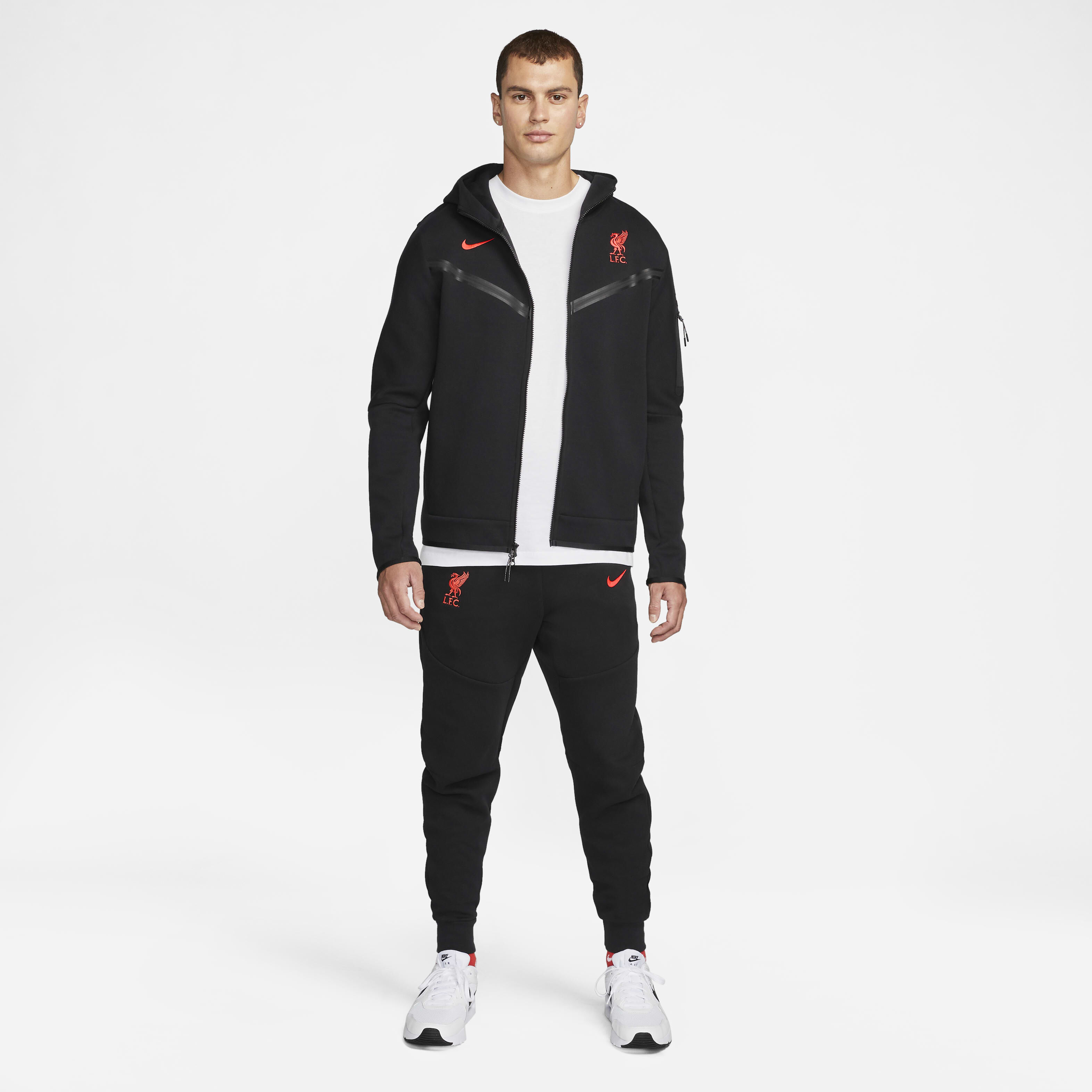 Liverpool F.C. Away Tech Fleece image number 7