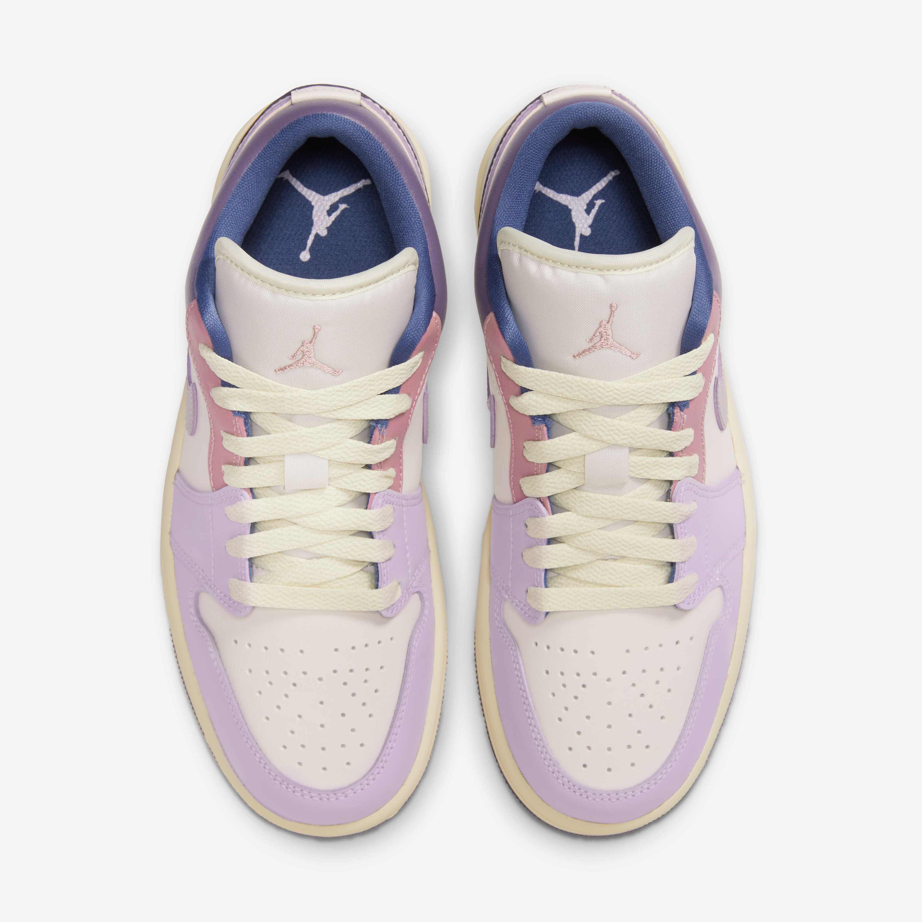 اير جوردن 1 لو image number 3