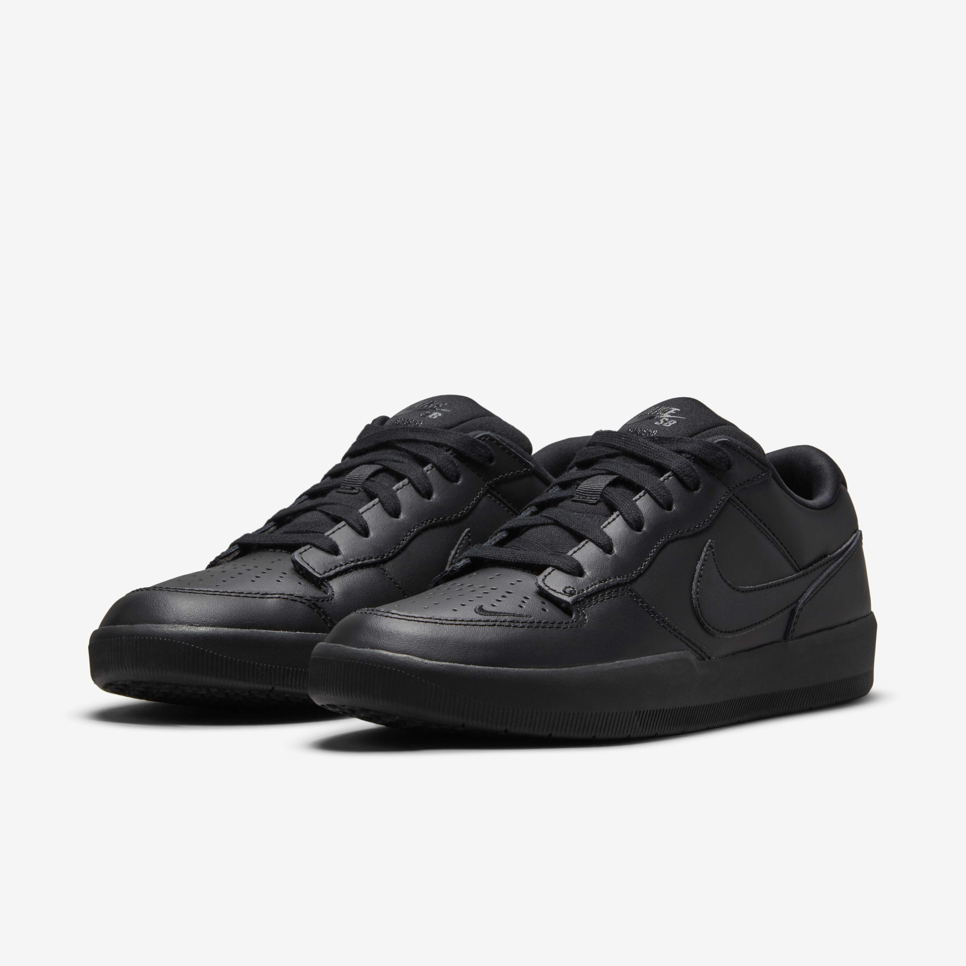 Nike skateboard delta force mens skate shoes hot sale