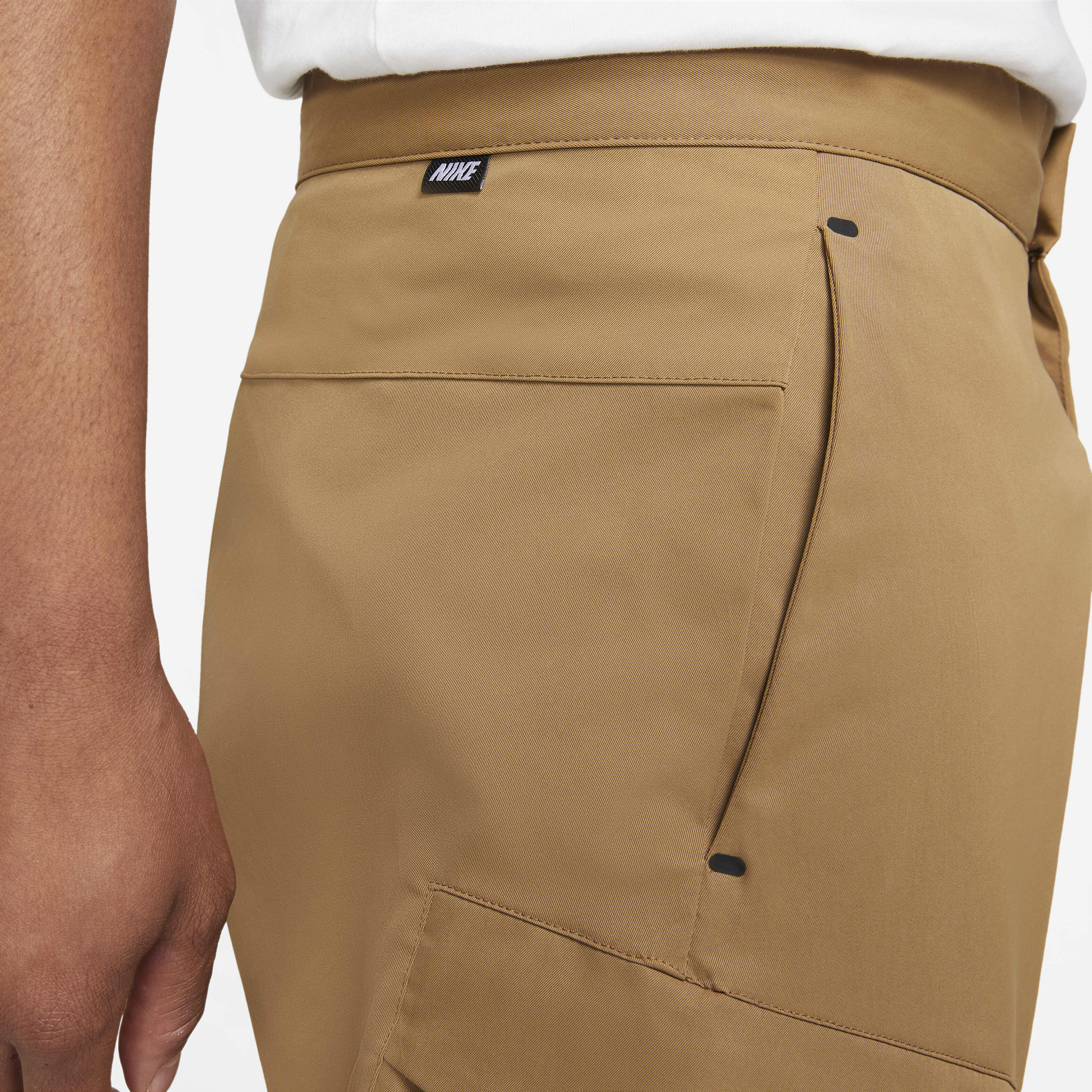 Nike Sportswear Tech Essentials image number 3